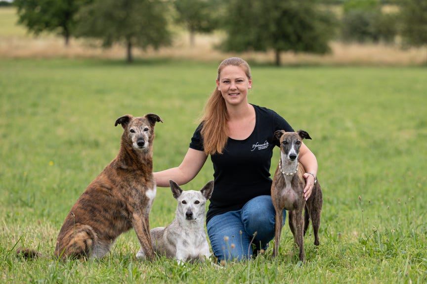 Laura mit Summer, Lubaya und Karlo